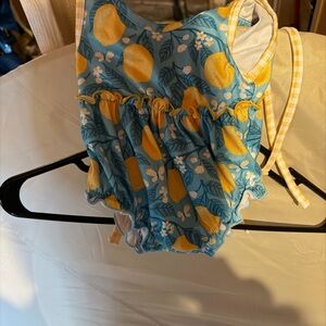 Marie Nicole Lemon outfit